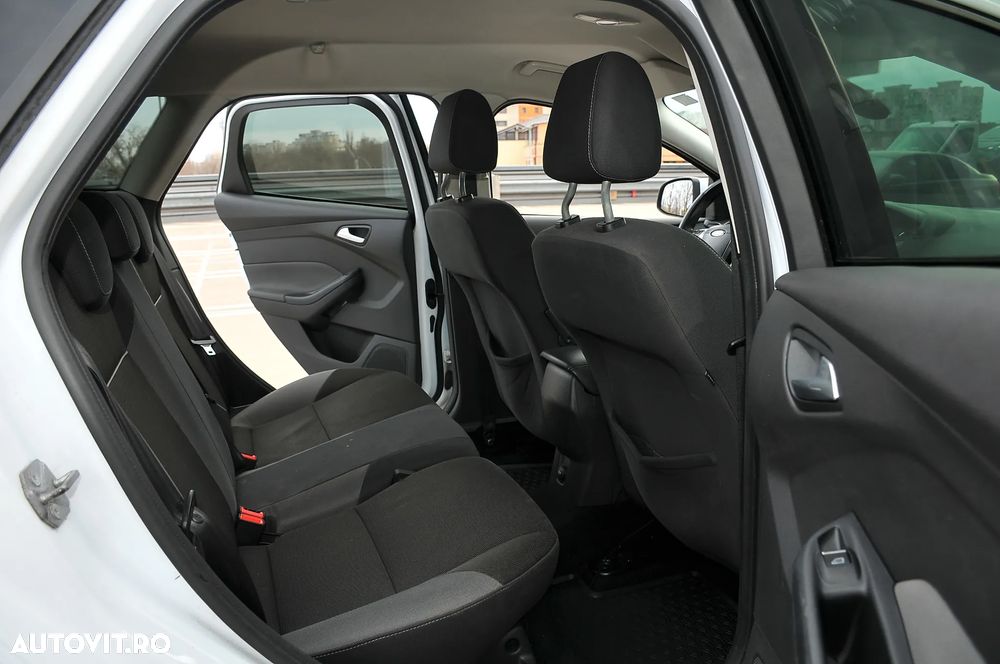 Ford Focus 1.6 TDCI DPF Start-Stopp-System Trend - 4