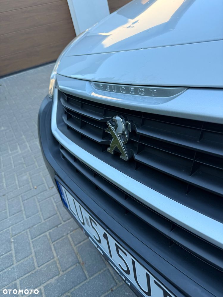 Peugeot PARTNER - 28