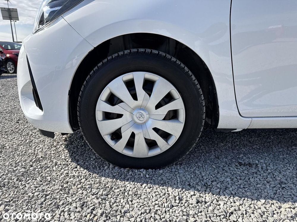 Toyota Yaris - 15
