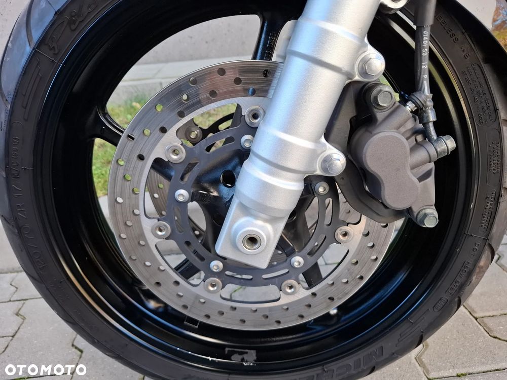 Yamaha FZ6 - 15