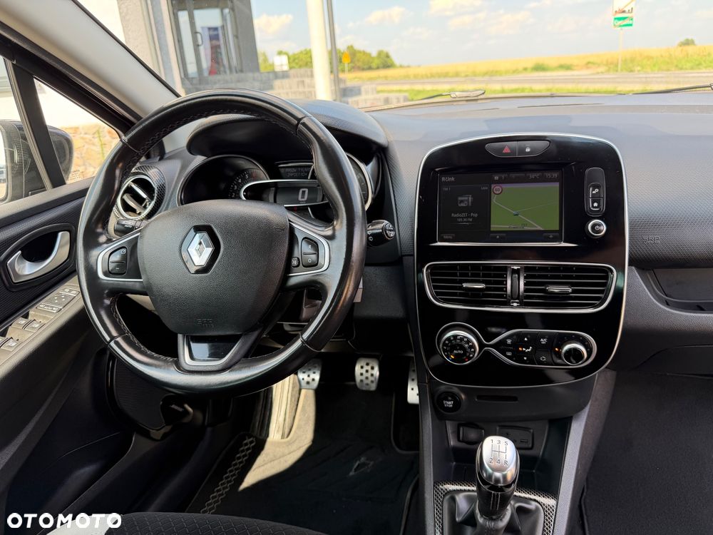 Renault Clio - 11