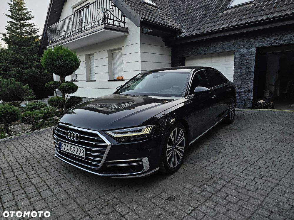 Audi A8 - 7