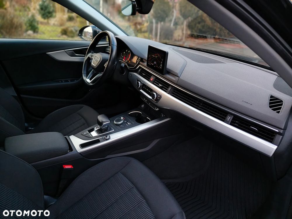 Audi A4 Avant 2.0 TDI S tronic - 10