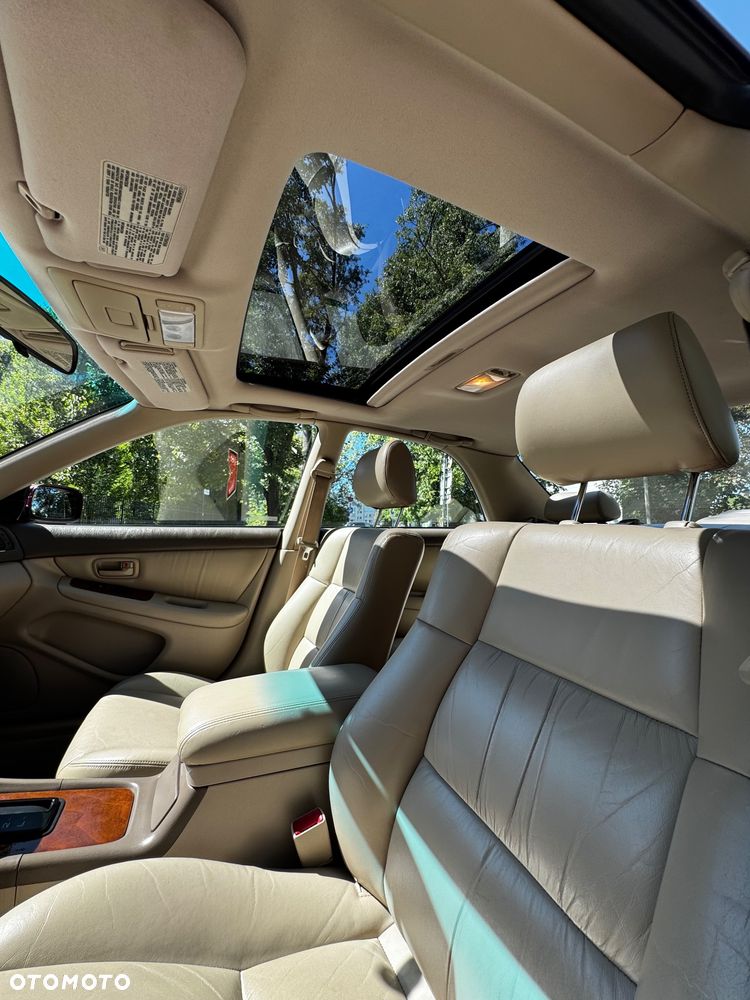 Lexus ES - 25