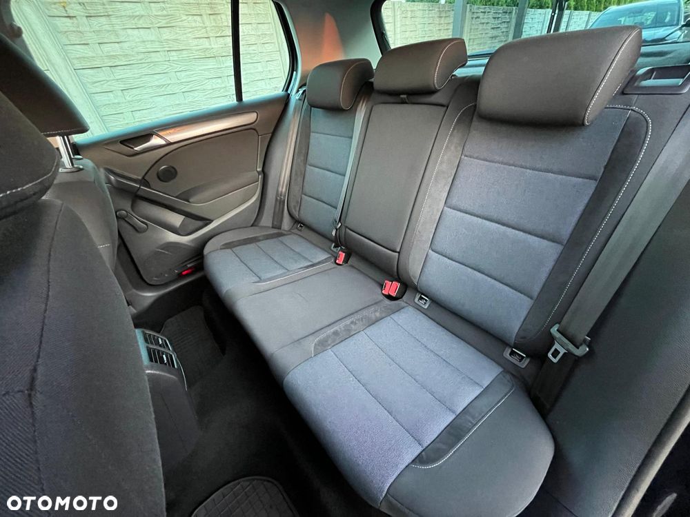 Volkswagen Golf 1.4 TSI Style - 27