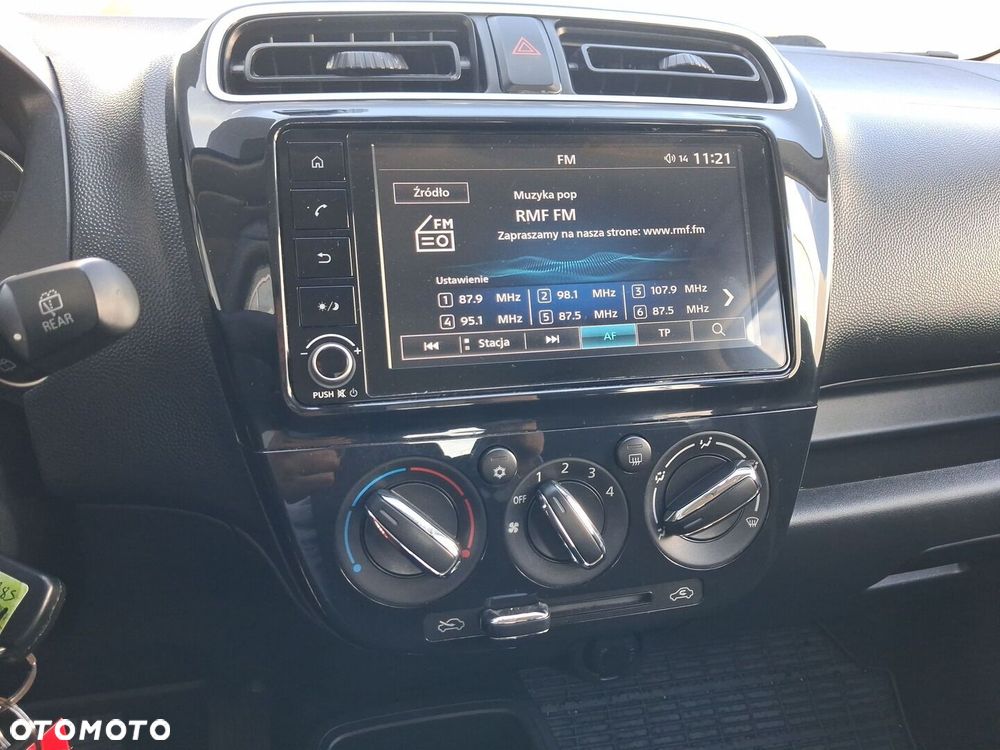 Mitsubishi Space Star - 21