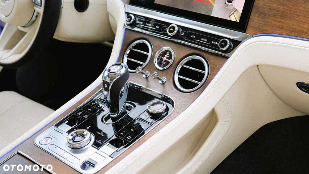 Bentley Continental GT - 21