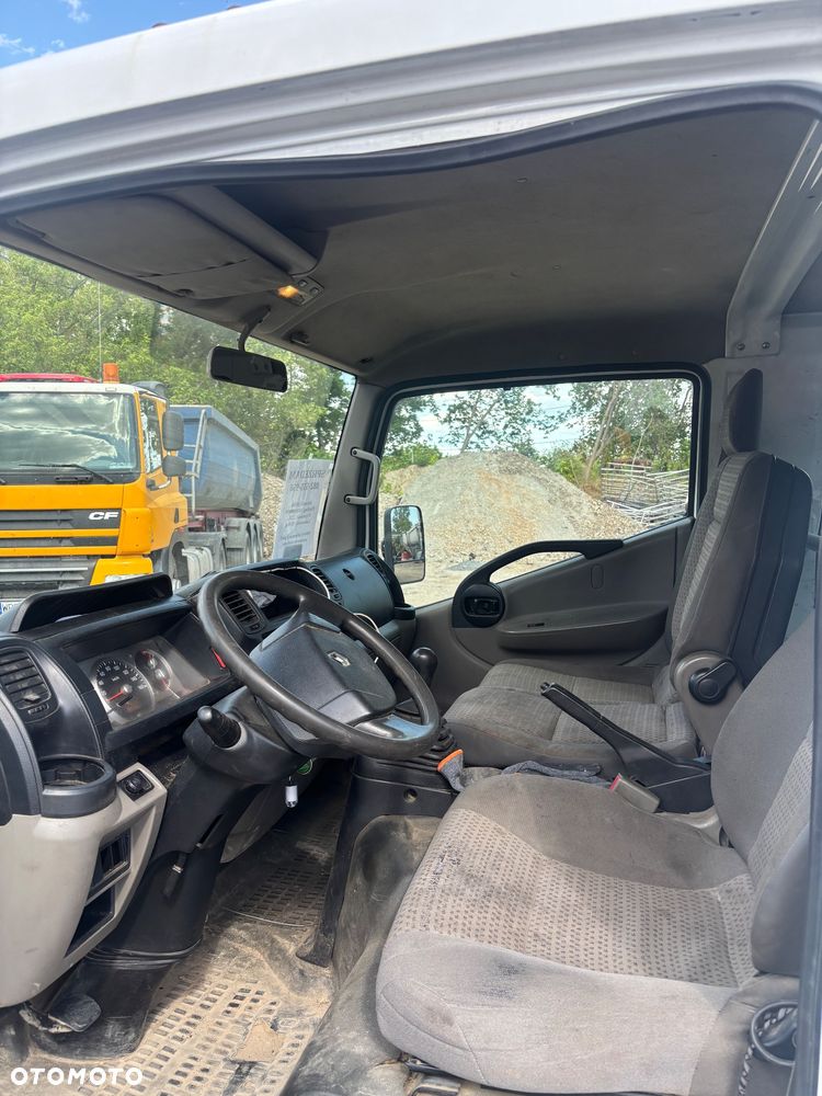 Renault MAXITY - 8