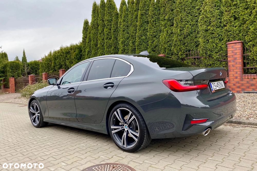 BMW Seria 3 320i M Sport - 2