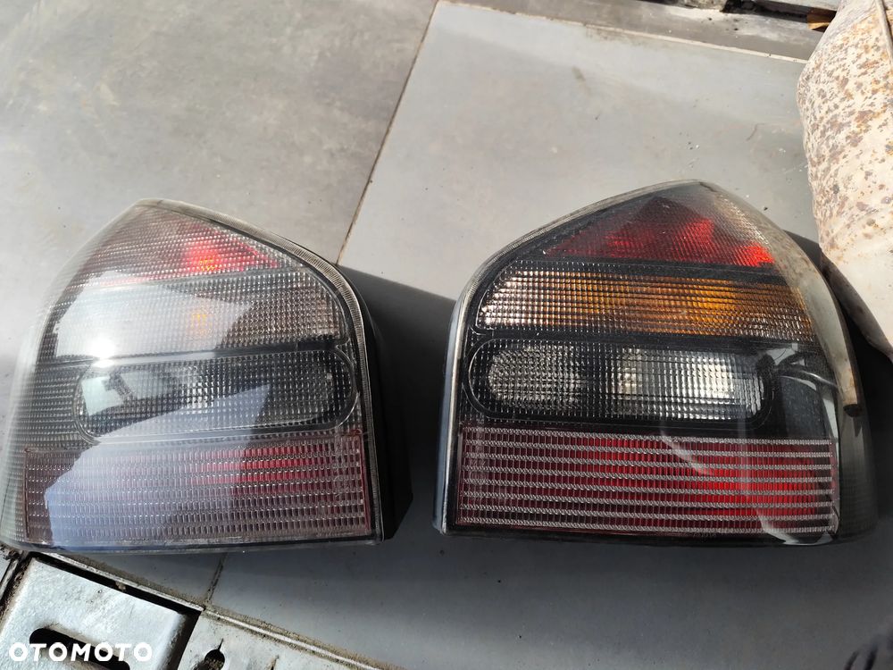 Komplet lamp tylnych dymionych Audi A3 8L | Ciemne lampy tył (Lewa + Prawa)