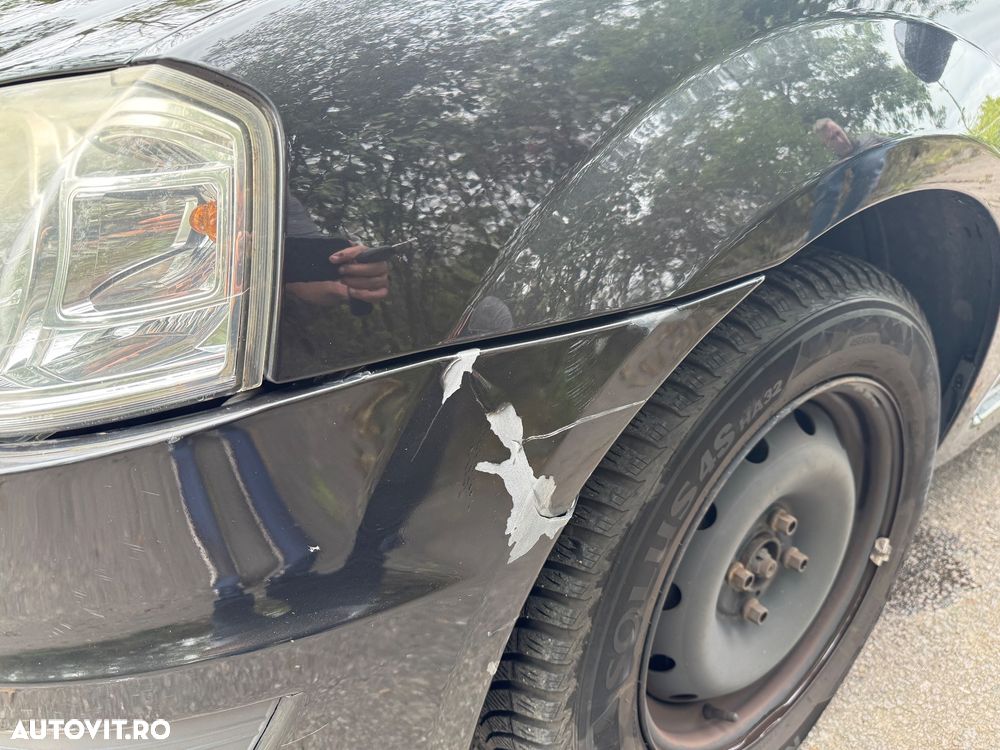 Dacia Logan 1.6 16V Laureate - 6