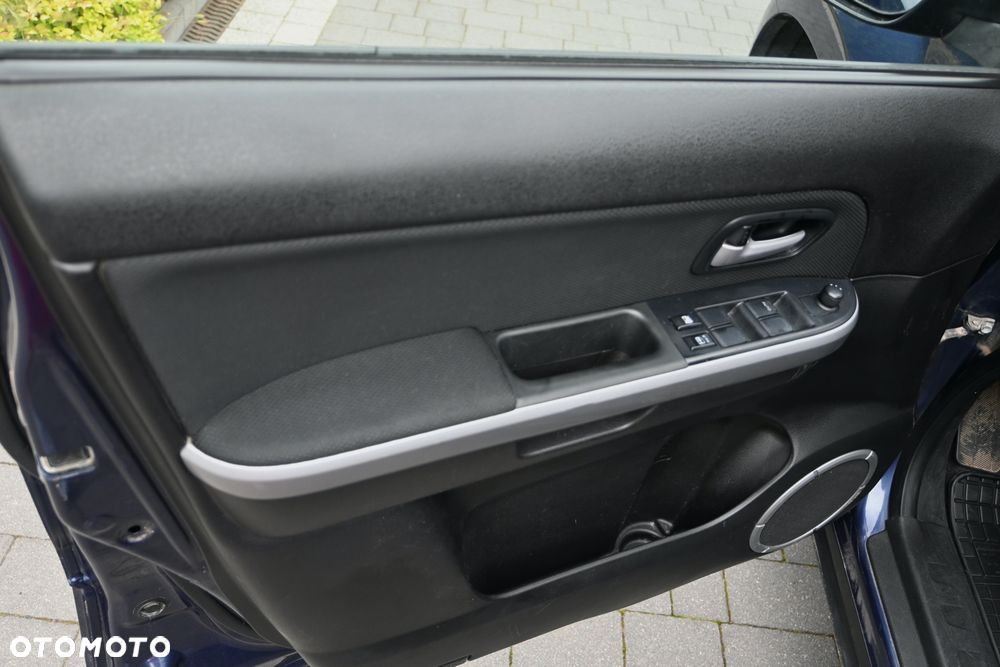 Suzuki Grand Vitara 1.9 DDiS - 14