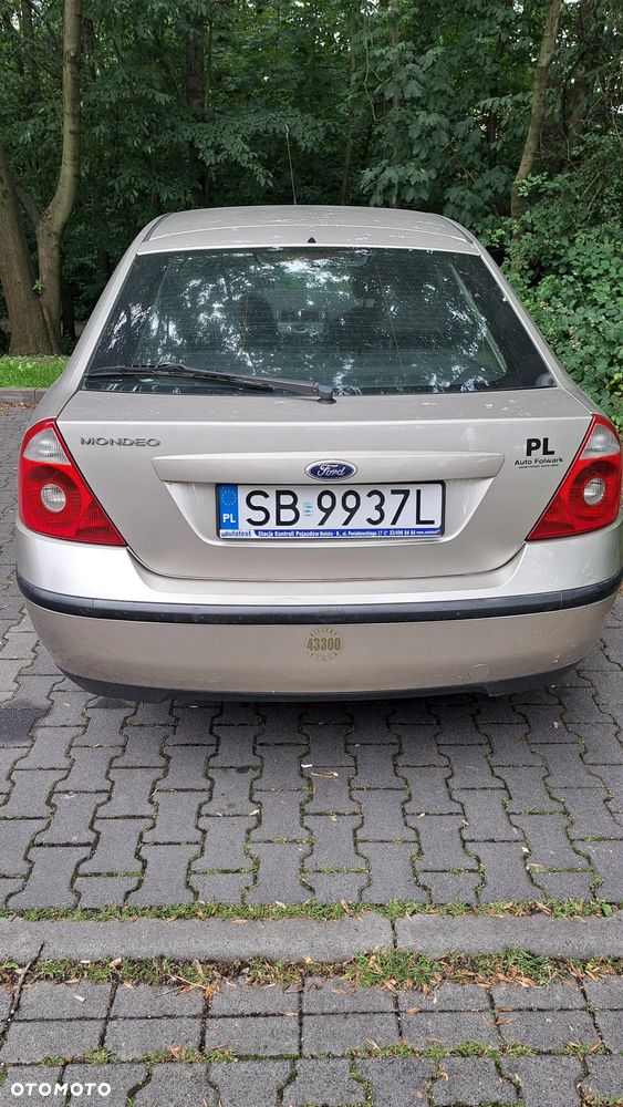 Ford Mondeo 1.8 Trend - 3