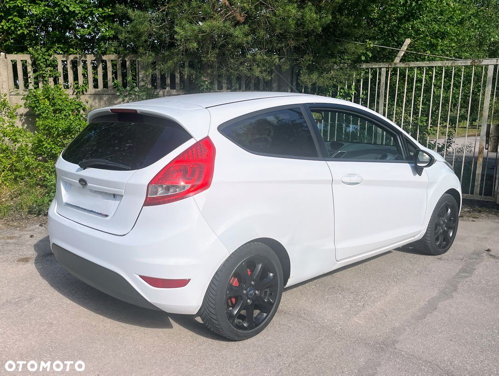 Ford Fiesta 1.6 TDCi Sport - 5