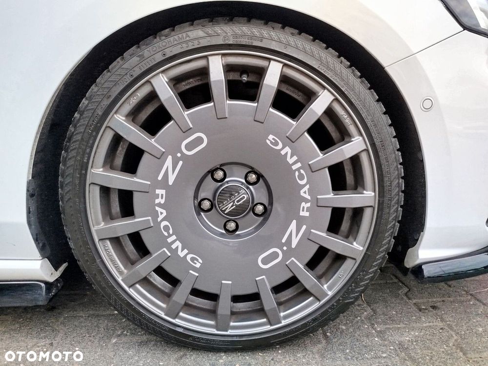 Ford Focus 2.0 EcoBlue ST - 27