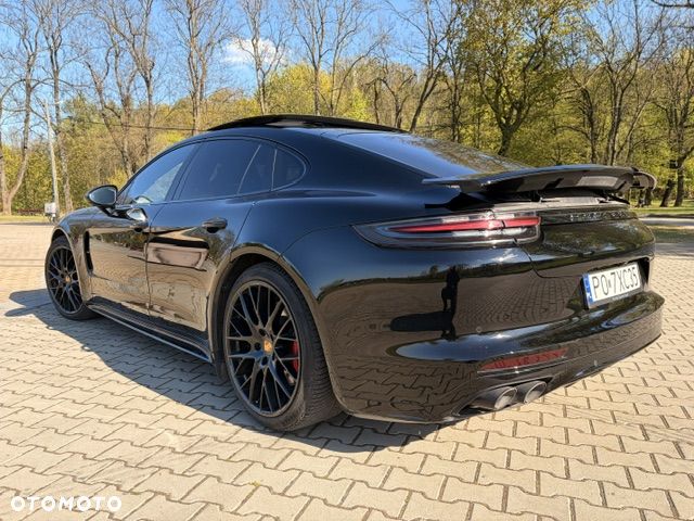 Porsche Panamera GTS - 11