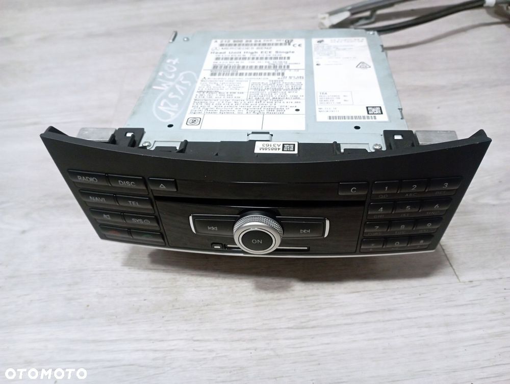MERCEDES E KLASA W207 NAWIGACJA A2129008904 NAVI WYŚWIETLACZ KOMPLET - 2