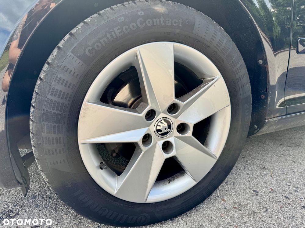 Skoda Octavia 1.4 TSI Ambiente - 9