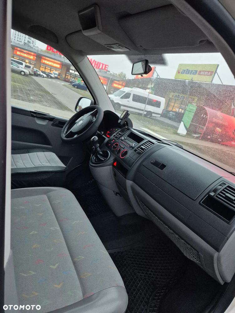 Volkswagen Transporter - 23
