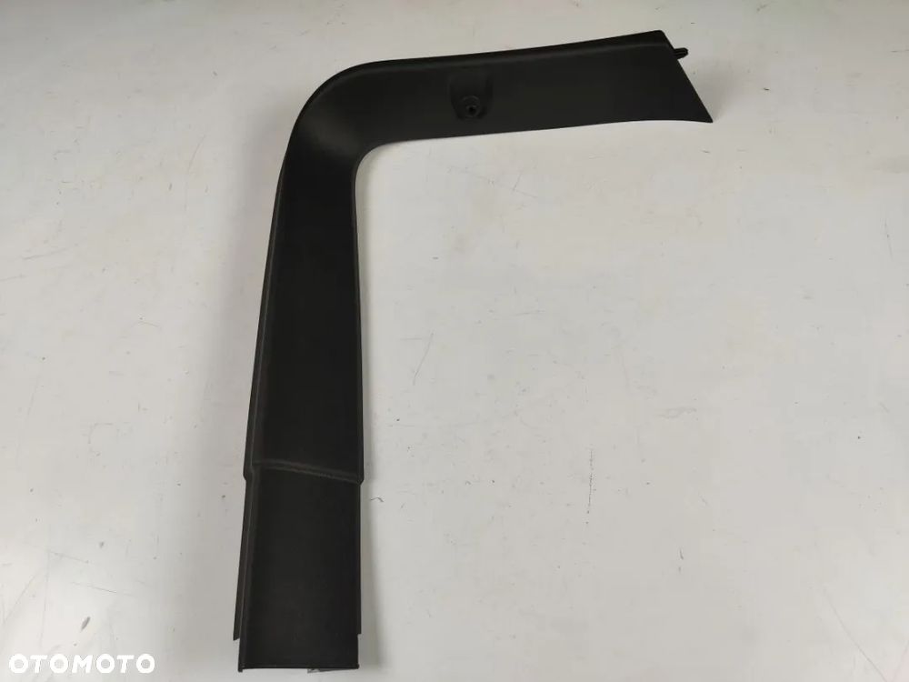 VOLVO XC40 17-21r Poszycie Klapy Bagażnika Lewe - 3