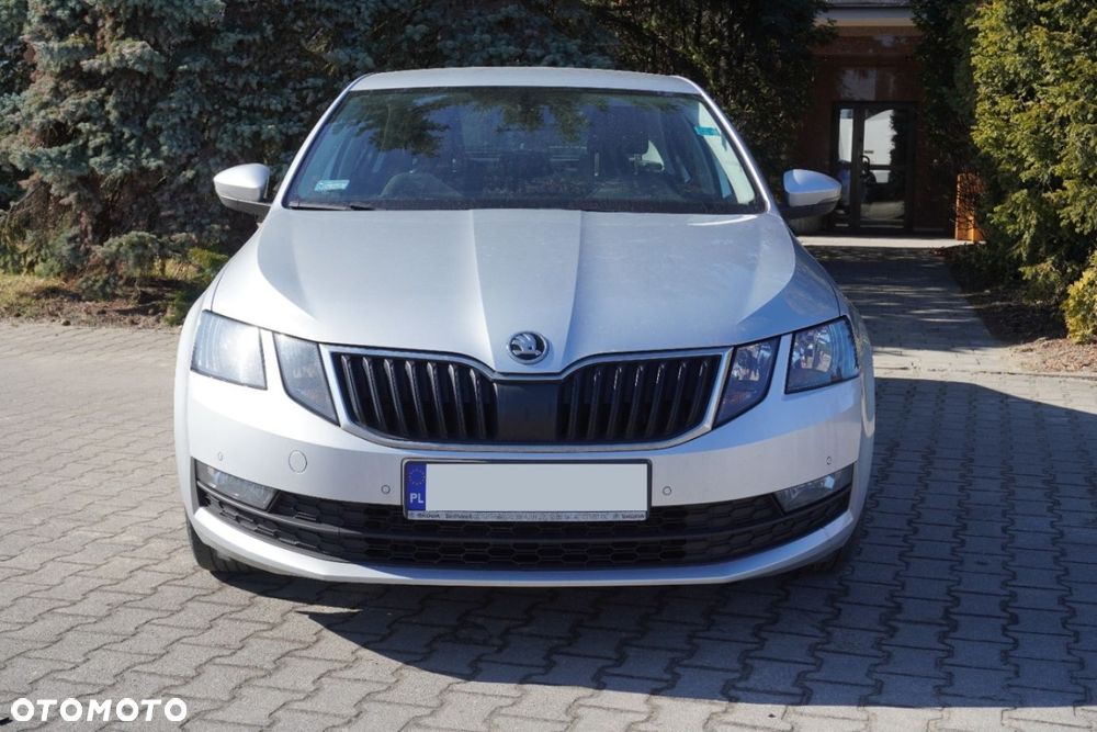 Skoda Octavia - 2