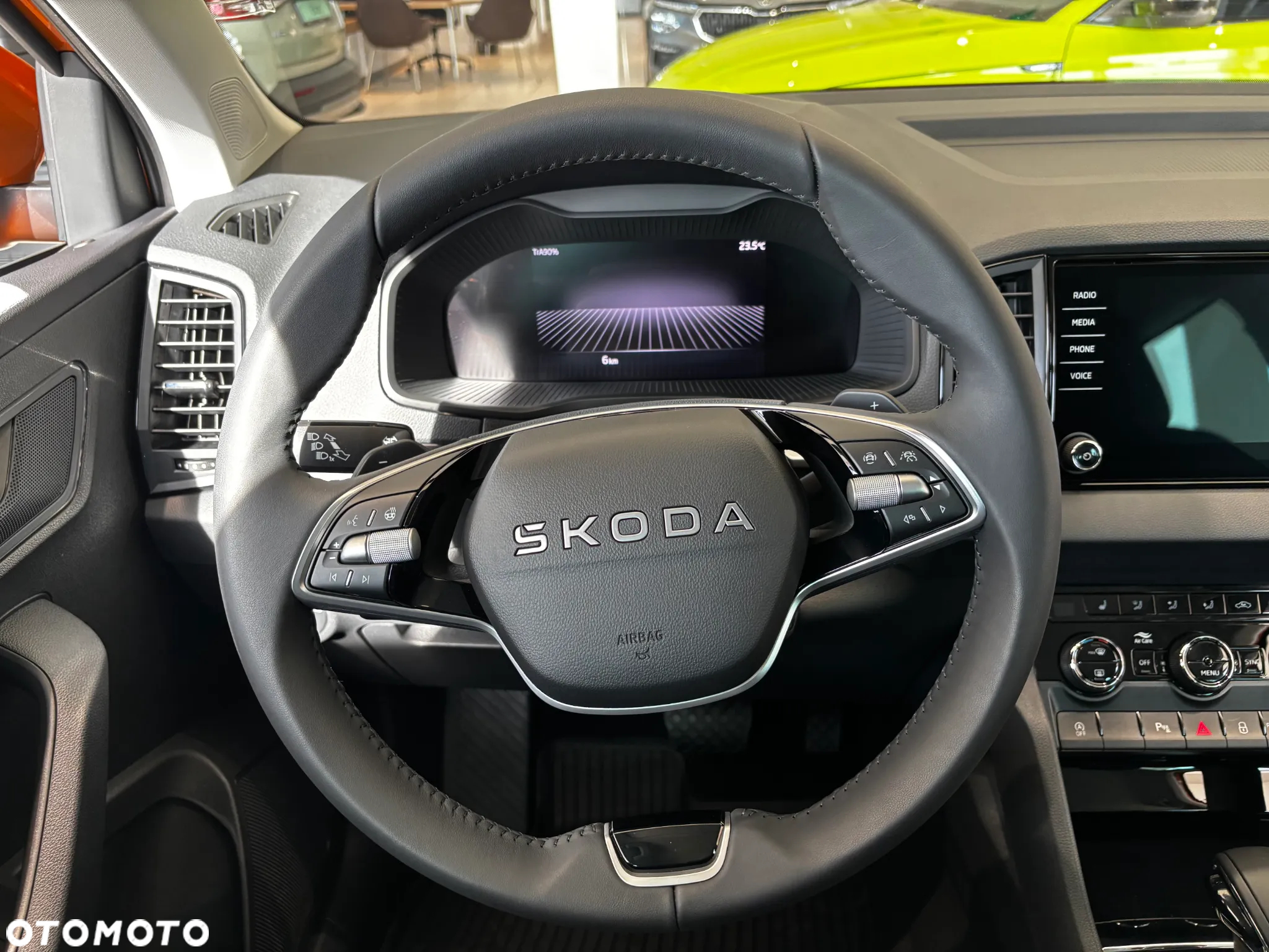 Skoda Karoq 1.5 TSI ACT Selection DSG - 14