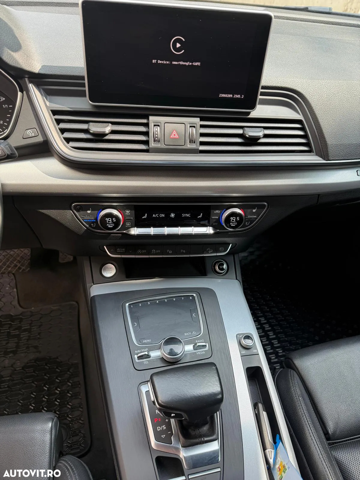 Audi Q5 2.0 40 TDI quattro S tronic Sport - 12