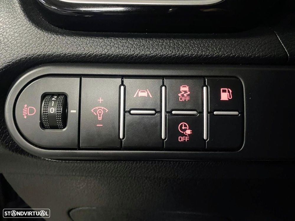 Kia XCeed 1.6 GDi PHEV Drive - 17