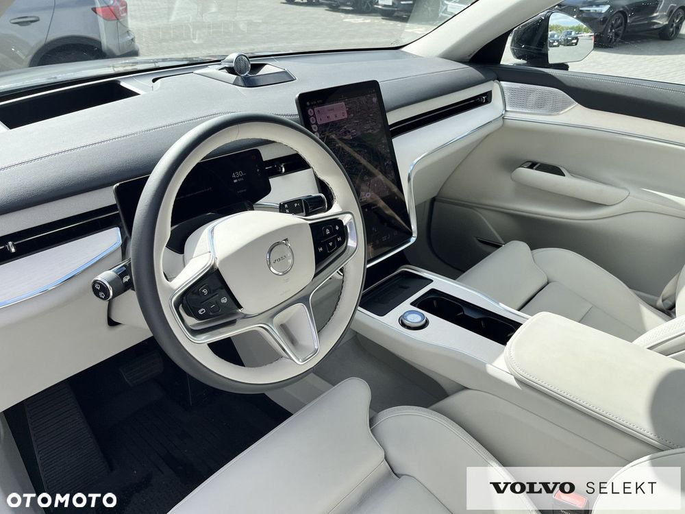 Volvo EX90 - 14
