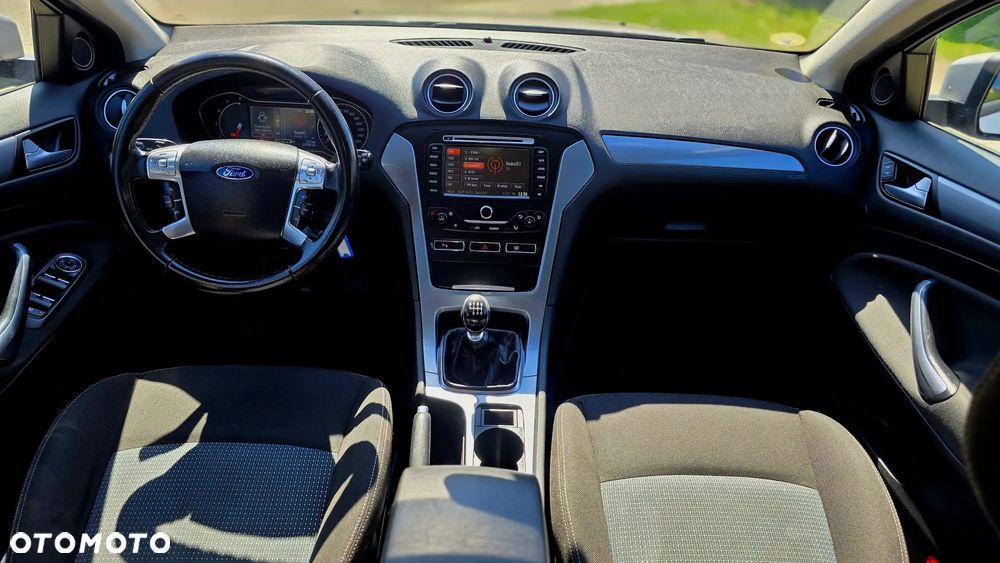 Ford Mondeo 2.0 TDCi Ghia X - 3