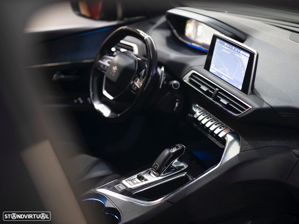Peugeot 3008 1.6 BlueHDi GT Line EAT6 - 17