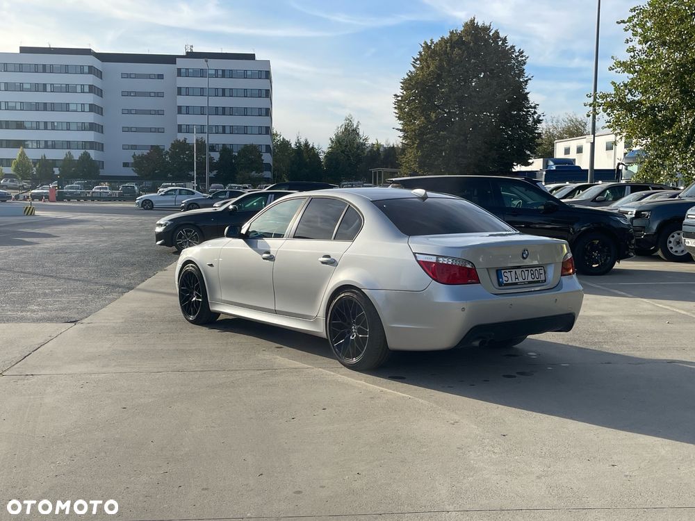 BMW Seria 5 523i - 3