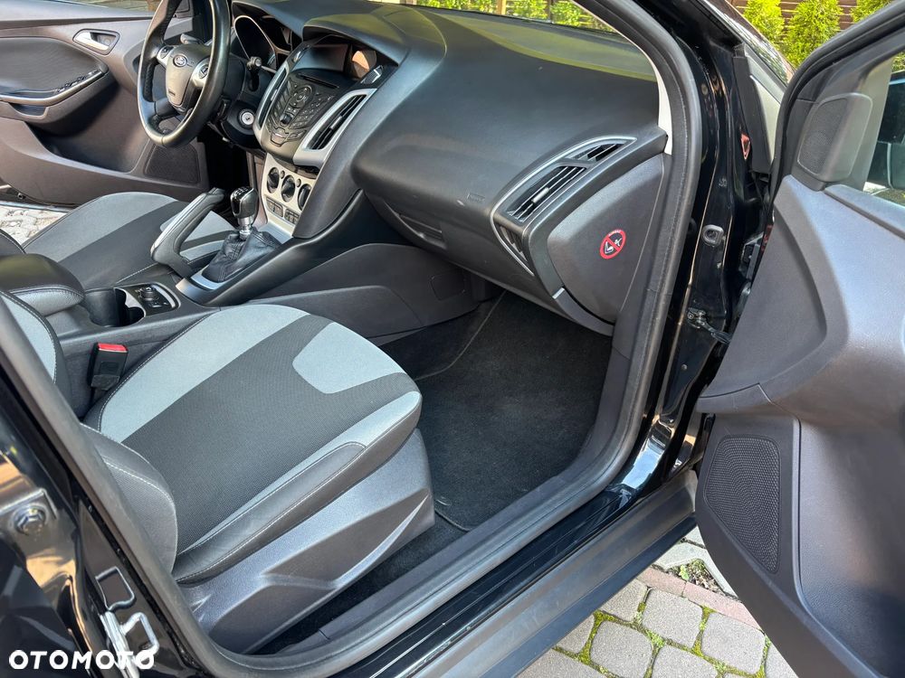 Ford Focus 1.6 EcoBoost Titanium - 8
