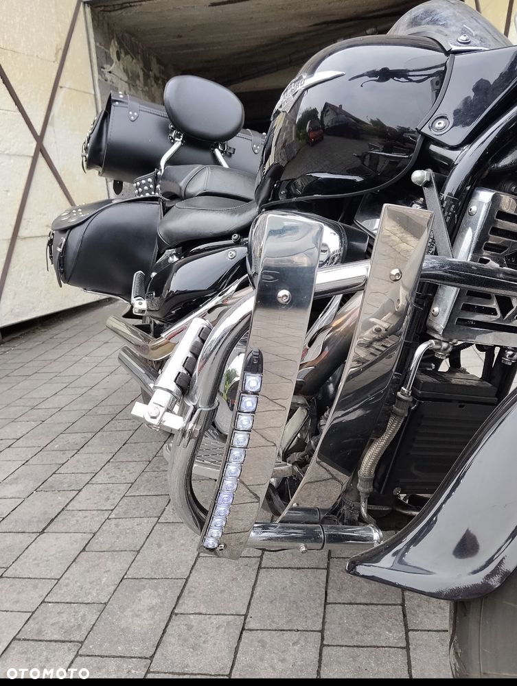 Suzuki Boulevard - 5