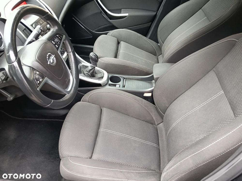 Opel Astra 1.4 Turbo Exklusiv - 13