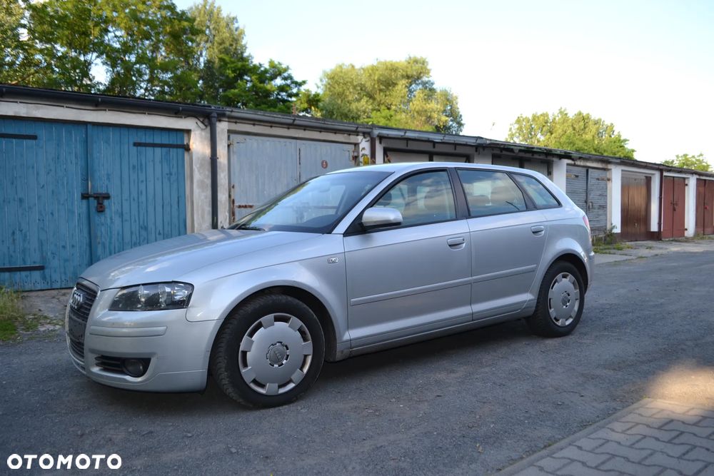 Audi A3 Limousine - 1