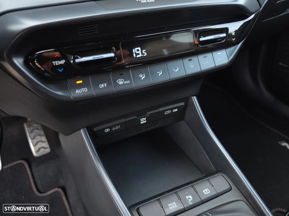 Hyundai i20 N 1.6 T-GDi Performance Pack - 11