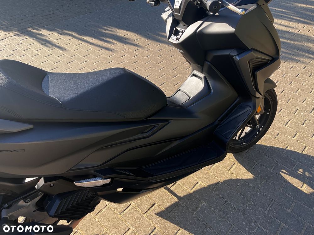 Honda NSS - 4
