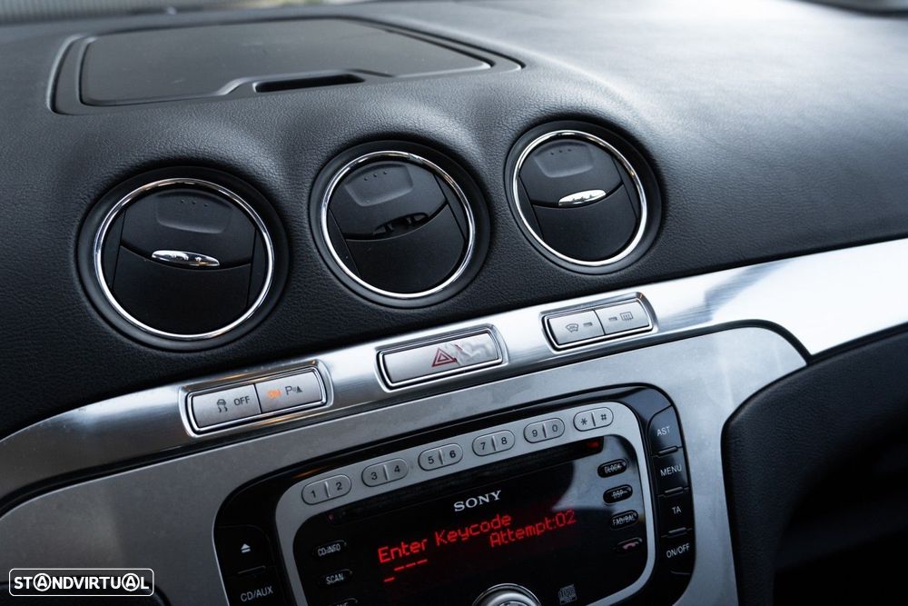 Ford S-Max 1.8 TDCi Titanium 7L - 15