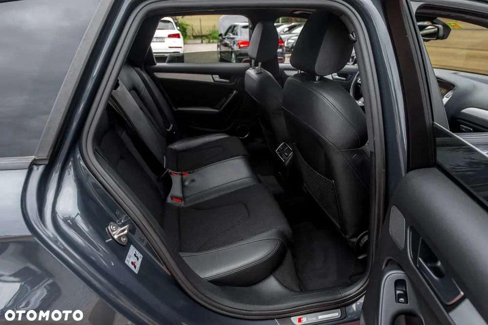 Audi A4 Avant 2.0 TFSI quattro S tronic S line Sportpaket - 19
