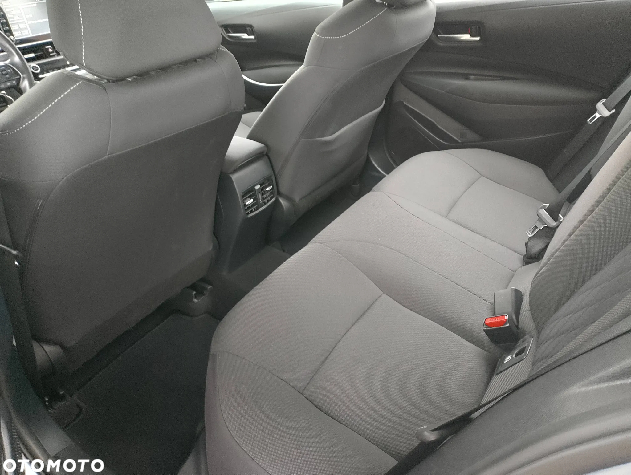 Toyota Corolla 1.6 Comfort MS - 9