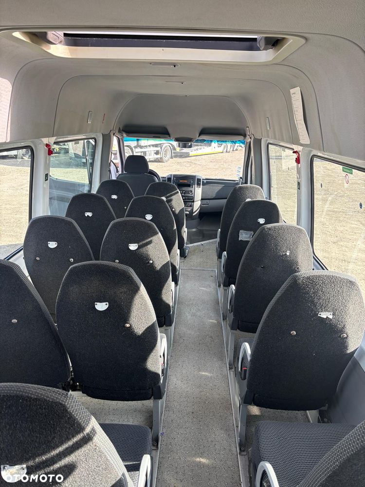 Mercedes-Benz SPRINTER - 10