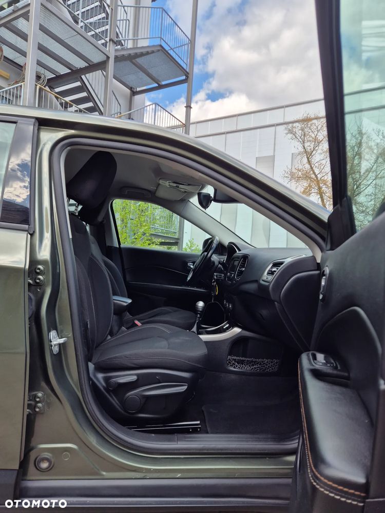 Jeep Compass 1.6 MultiJet Sport - 10