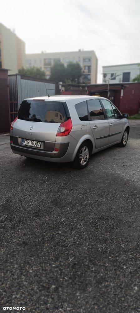 Renault Grand Scenic Gr 1.6 16V Confort Authentique - 3