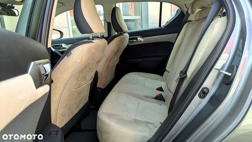 Lexus CT 200h Elegance EU6 - 13