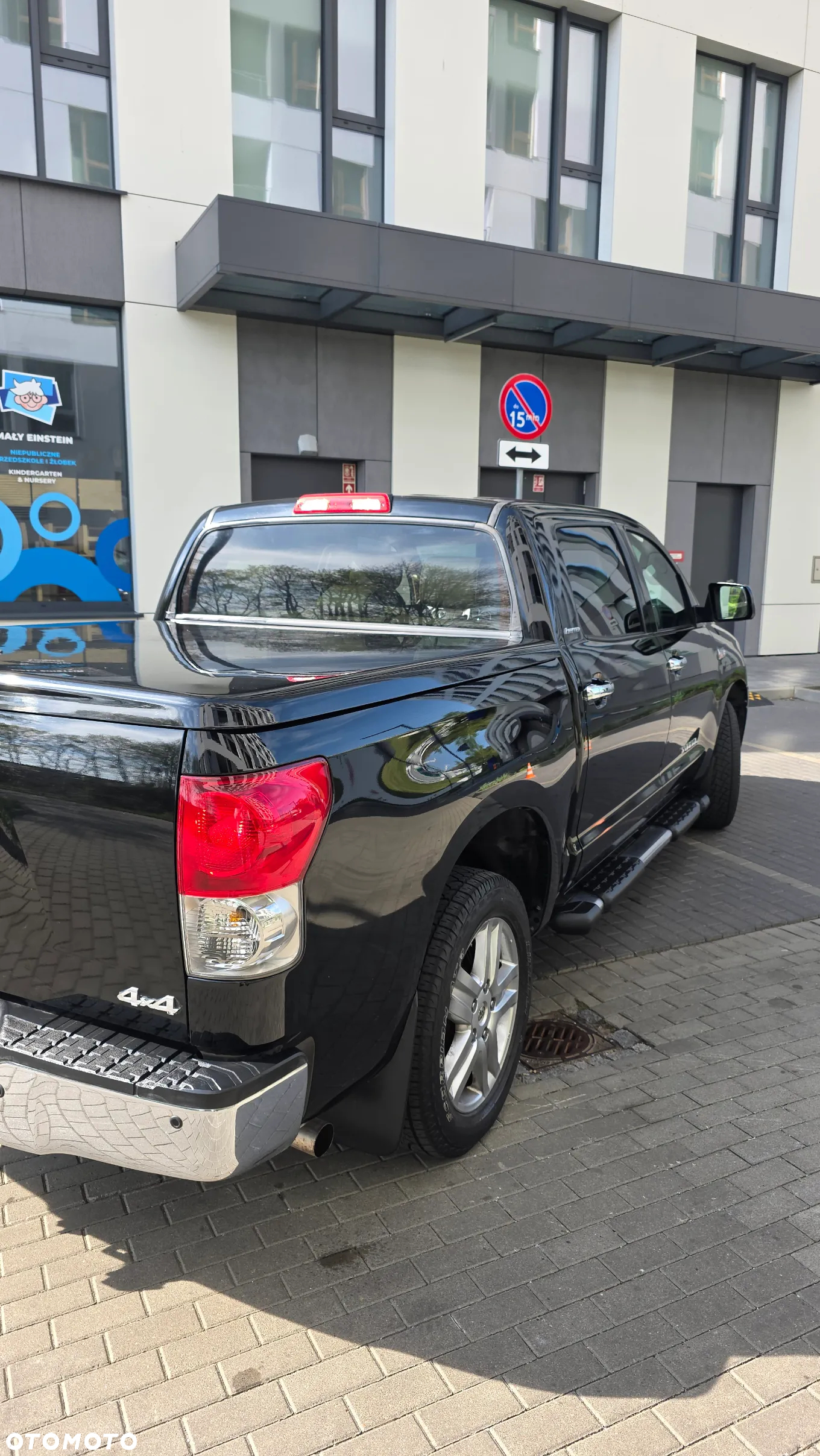 Toyota Tundra - 4