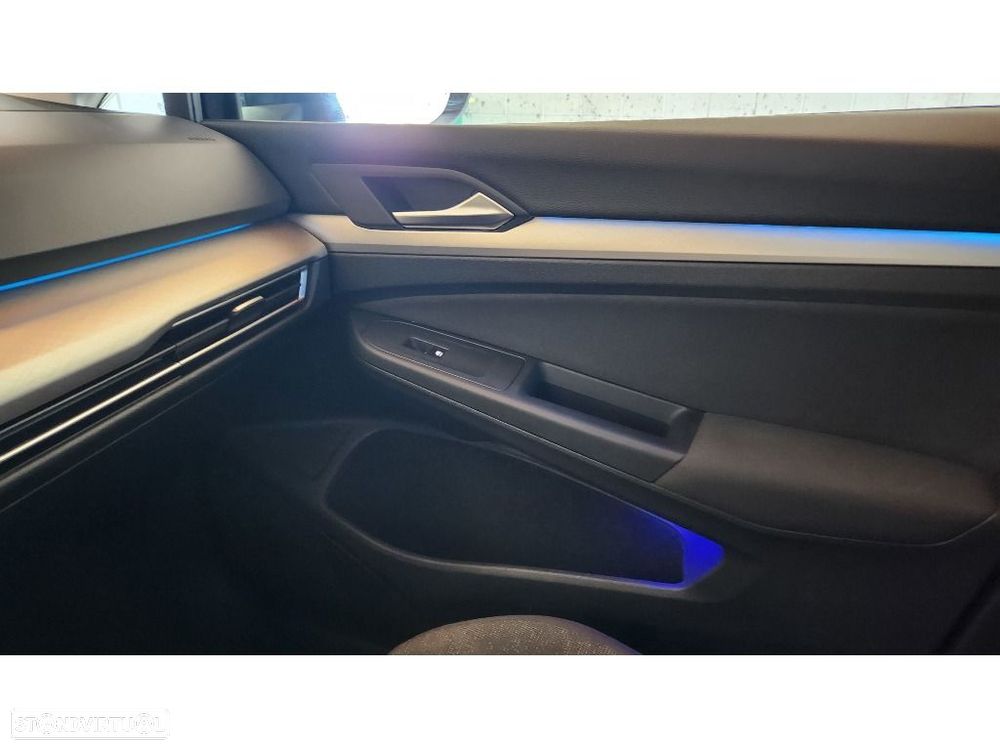 VW Golf 1.0 TSI Life - 22