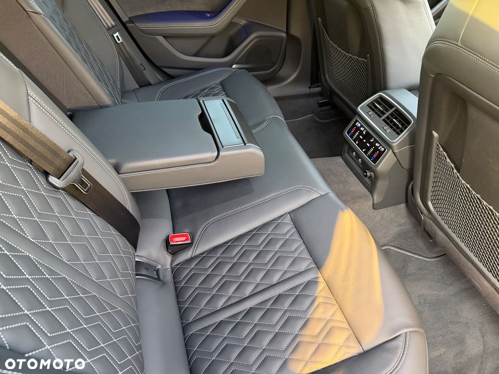Audi A6 Avant - 29