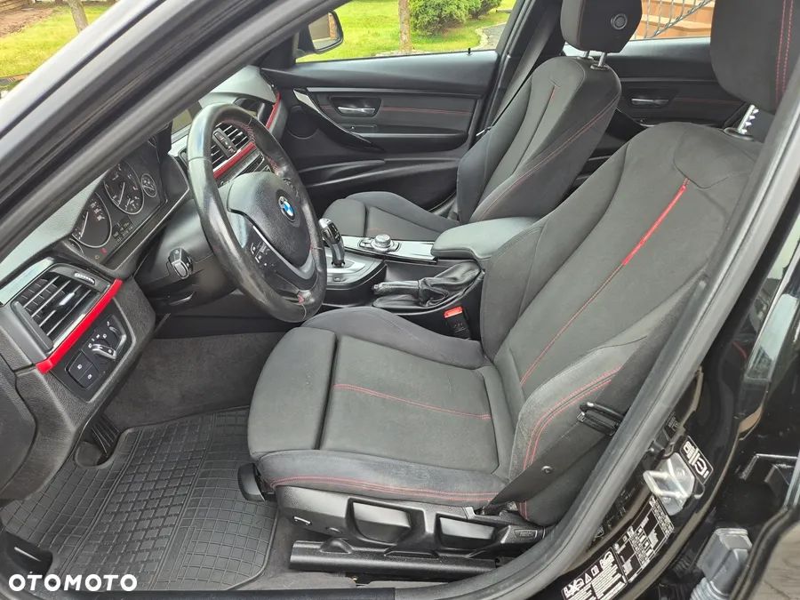 BMW Seria 3 320d xDrive - 21