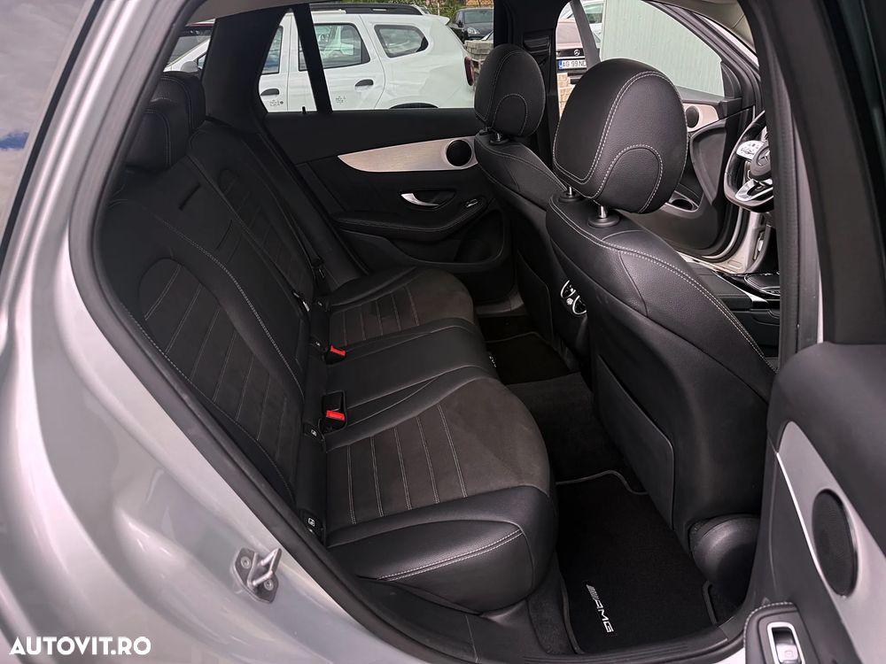 Mercedes-Benz GLC 220 d 4MATIC 9G-TRONIC AMG Line Plus - 36